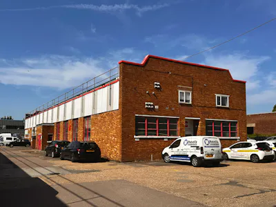 Unit 33, Hitchin, Industrial / Industrial/Logistics / Investment For Sale - IMG_8620.JPG
