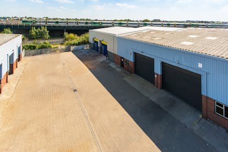 Parkfield Industrial Estate, London, Industrial To Let - EDIT_gbpark02_image2.jpg