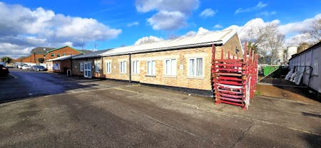 Unit 7, The Old Brickworks Industrial Estate, Romford, Office To Let - 20260128_131936 - Edited.jpg