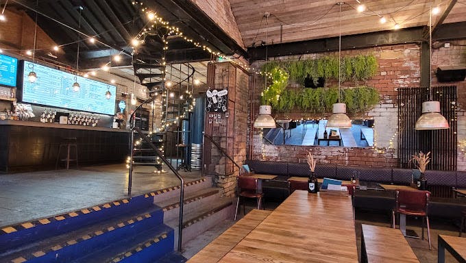 Brewdog Huddersfield, 29 Zetland Steet, Huddersfield, Bar / Nightclub To Let - Internal.jpg
