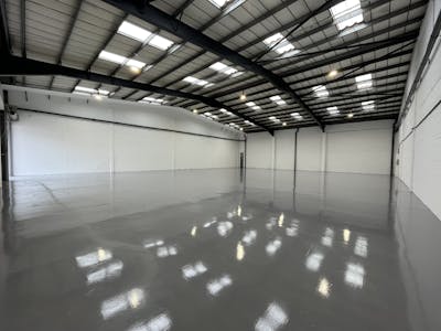 Unit 13, Saxon Way Trading Centre, Saxon Way, West Drayton, Industrial / Warehouse To Let - Photo 3