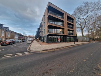 5A Leagrave Street, London, Offices / Retail To Let - 20241202_150453.jpg - More details and enquiries about this property