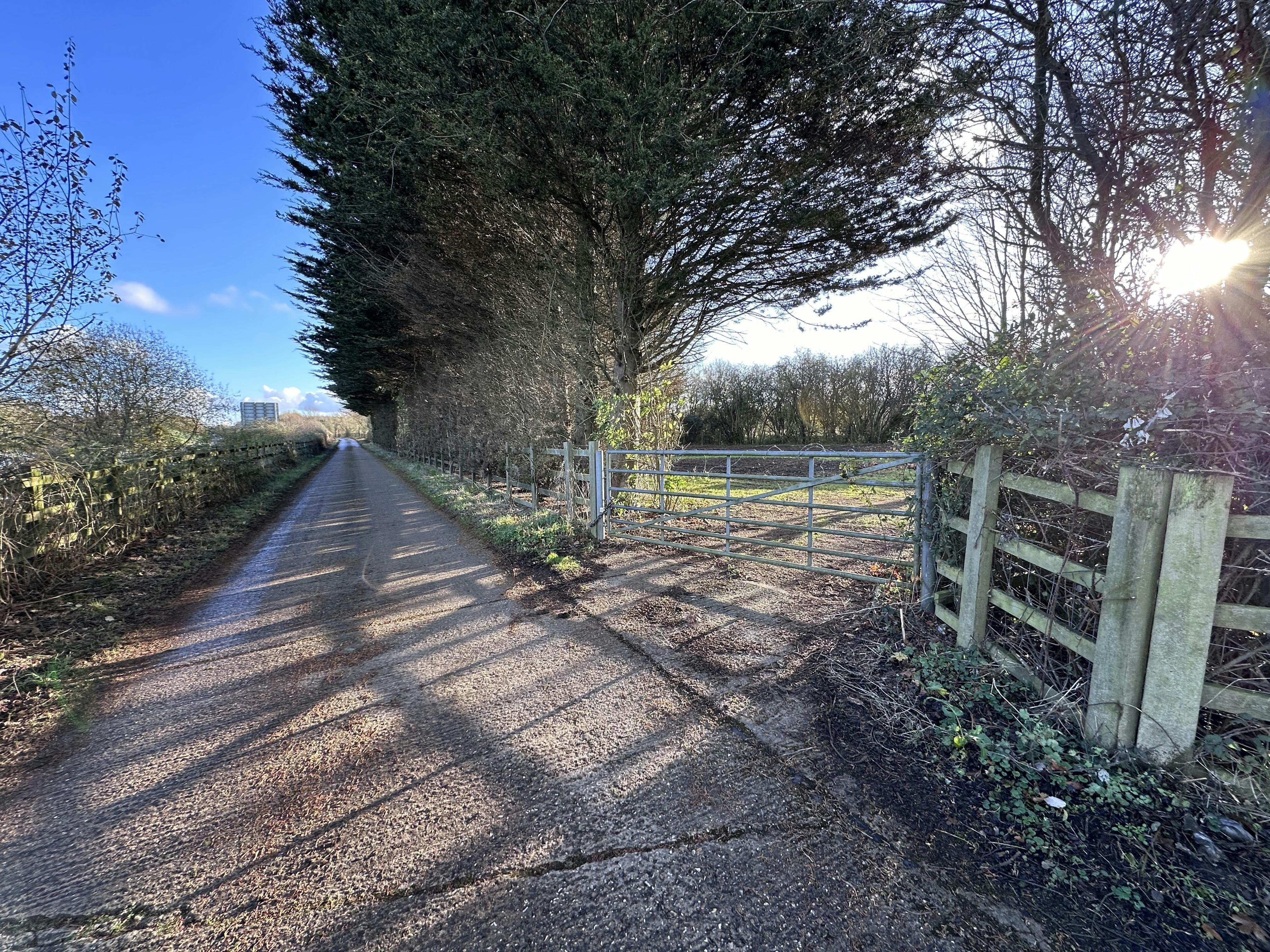 Land and Barn at Church Hill, Waterstock, Industrial / Investment / Land For Sale - IMG_3295.jpeg