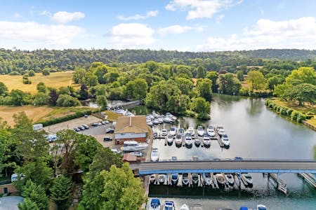 DB Marine Building, Ferry Lane, Cookham on Thames, Office To Let - 95149_D B Marine Cookham Bridge 34.jpg