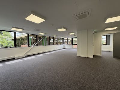 Unit 3 Shepperton Business Park, Shepperton, Industrial/Logistics To Let - IMG_6402.jpeg