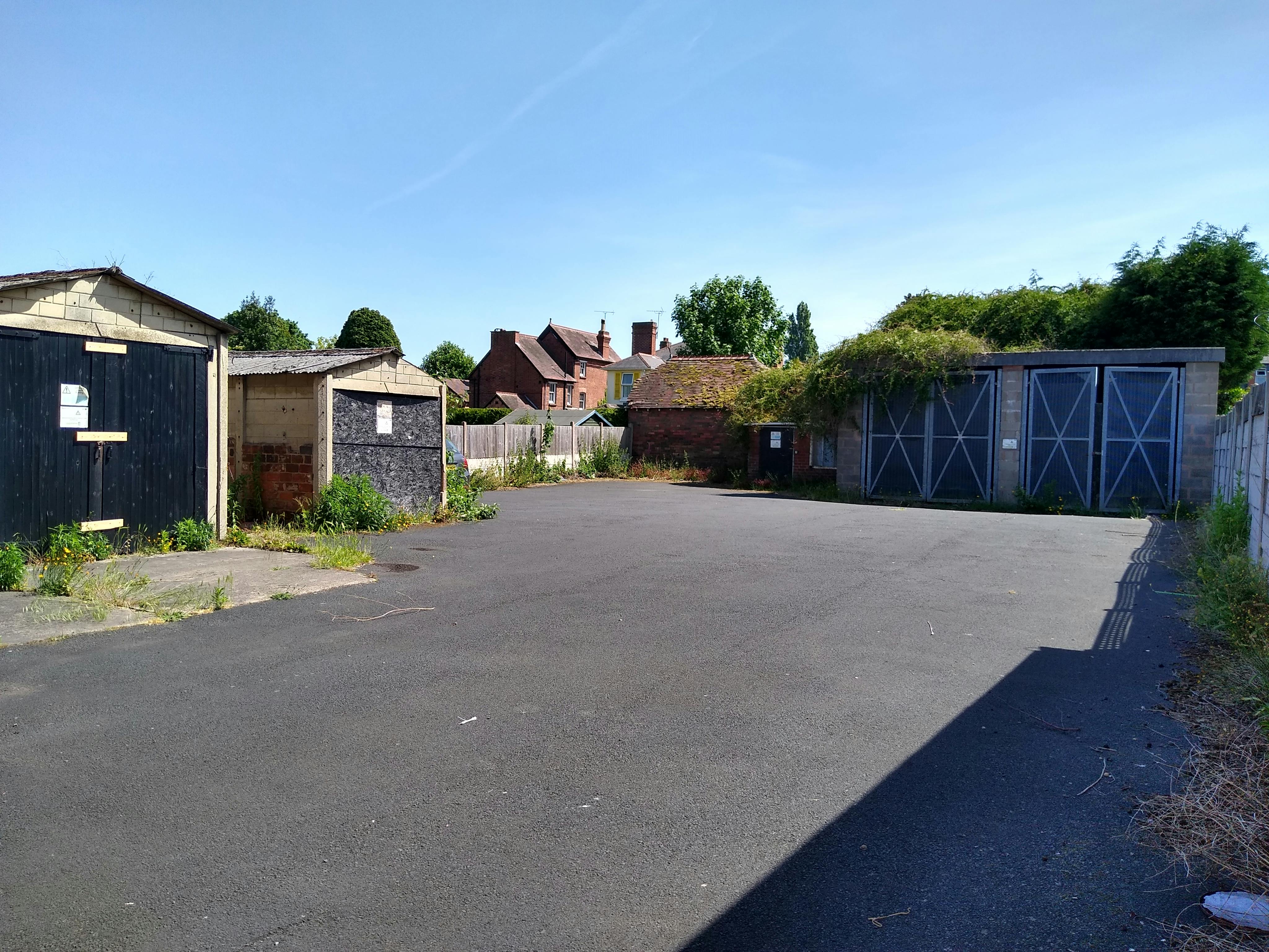 Office in Kidderminster - photo 3