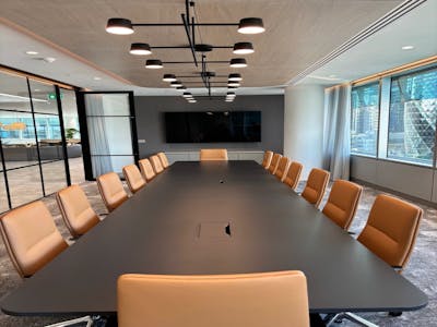 St Botolph Building, London, Office To Let - Level 9 show suite - boardroom