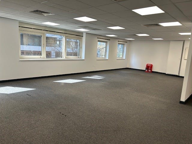 Office in London - photo 4