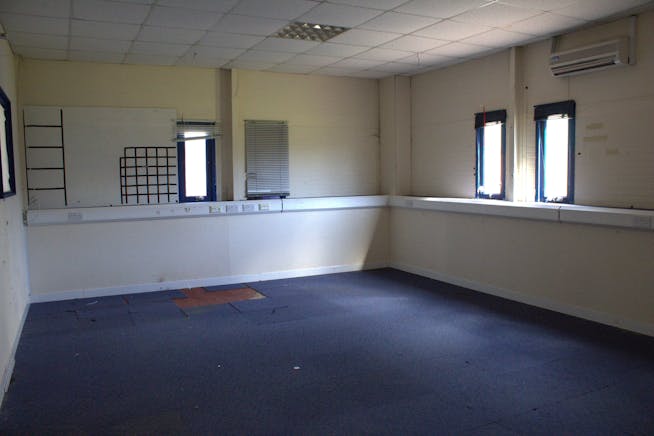 1 Maunsell Road, St. Leonards-on-Sea, Industrial To Let - IMG_3389  Copy.jpg