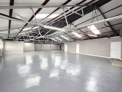 Brighton Road, Stockport, Industrial/Logistics To Let - 20260324_120416.jpg