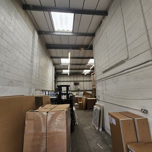 Unit 2, 5 Sybron Way, Crowborough, Industrial To Let - 20260520_111951_resized.jpg