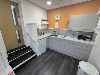 261 Ainsworth Road, Manchester, High Street Retail / Serviced Office For Sale - Kitchen