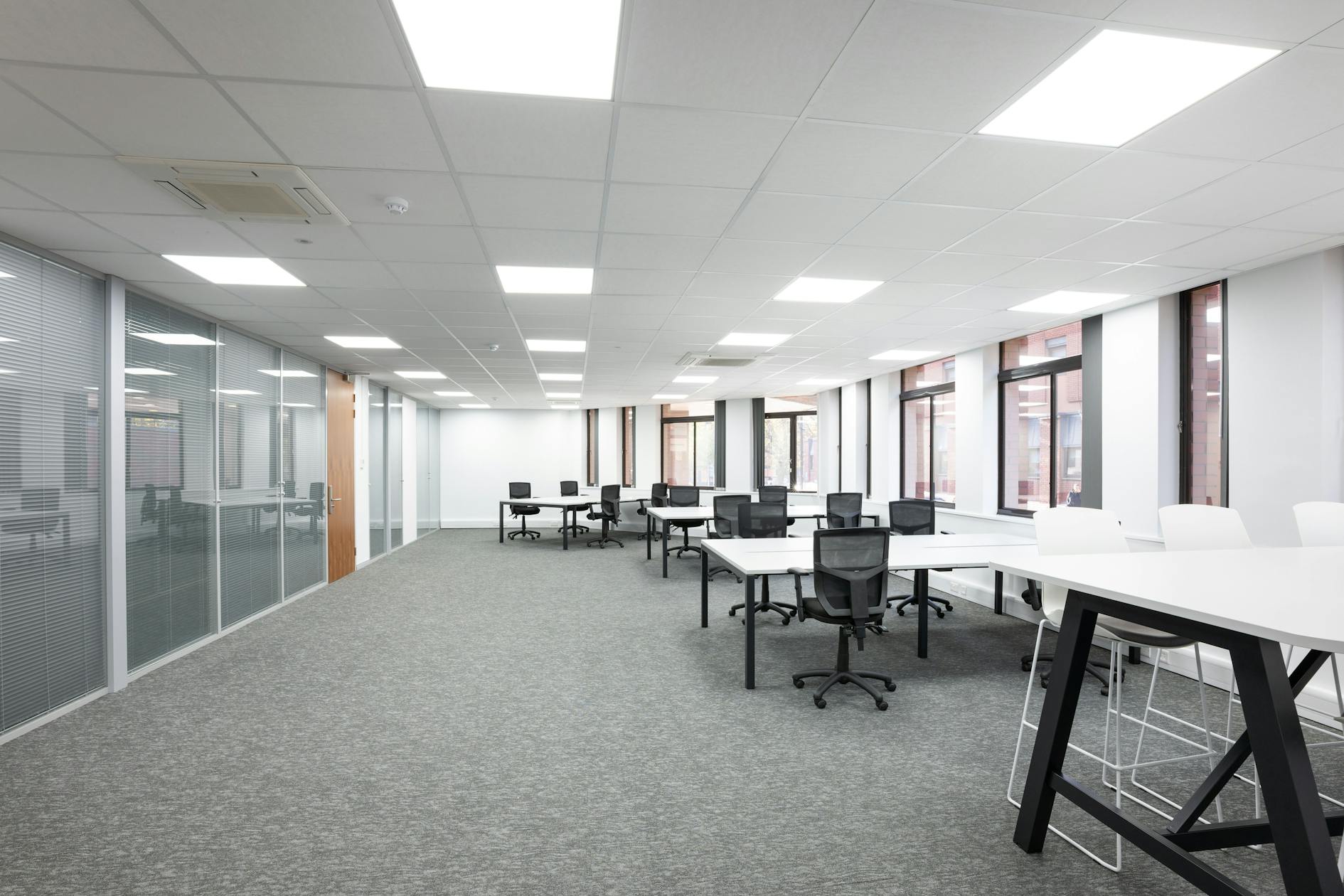 Oxford House, Leeds, Offices To Let - 13112024_Oxford_House_020.jpg