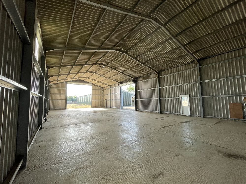 Chipping Warden Barns, Chipping Warden, Industrial / Industrial/Logistics To Let - IMG_0068.jpg