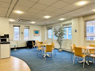 Christchurch House, 40 Upper George Street, Luton, Office To Let - Image 6