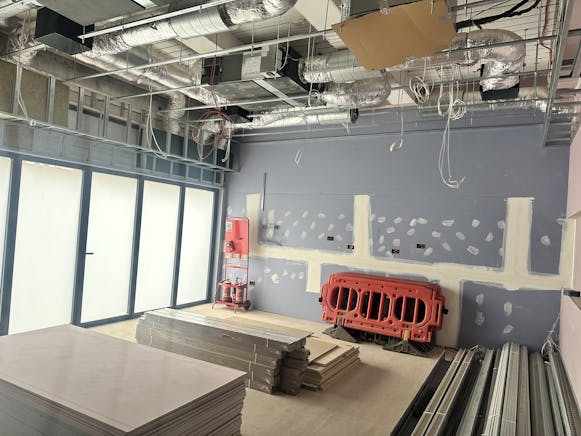 104-108 Chiswick High Road, London, Retail To Let - 6CE87D3B877243BFBFBA1B29D28A9A87.jpeg