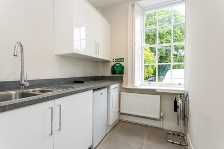 Terriers House, Amersham Road, High Wycombe, Office To Let - Photo 6