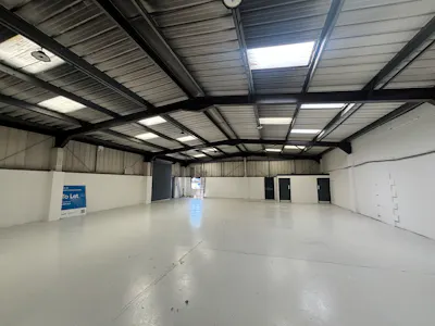 Unit 24, Albion Industrial Estate, Pontypridd, Industrial To Let - IMG_9463.jpeg