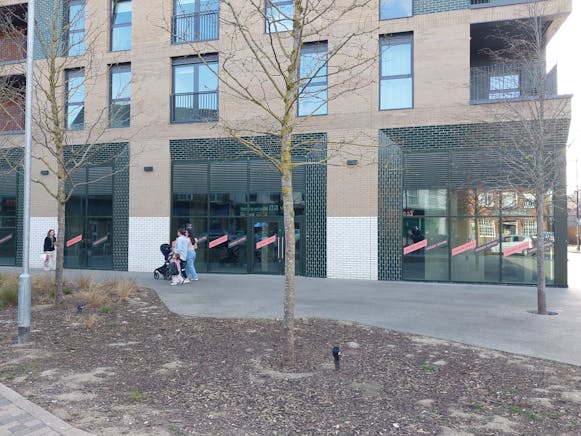 Unit E01, ONE Maidenhead, Maidenhead, Retail To Let - 1000025513.jpg