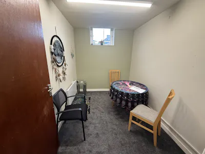 18 - 24 Chalmers Street, Dunfermline, Retail For Sale - 0e653468-4195-4e6f-a5bf-4a2284f202f5.JPG