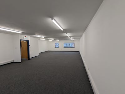 Unit 24 Boundary Business Centre, Woking, Office To Let - 1000002444.jpg