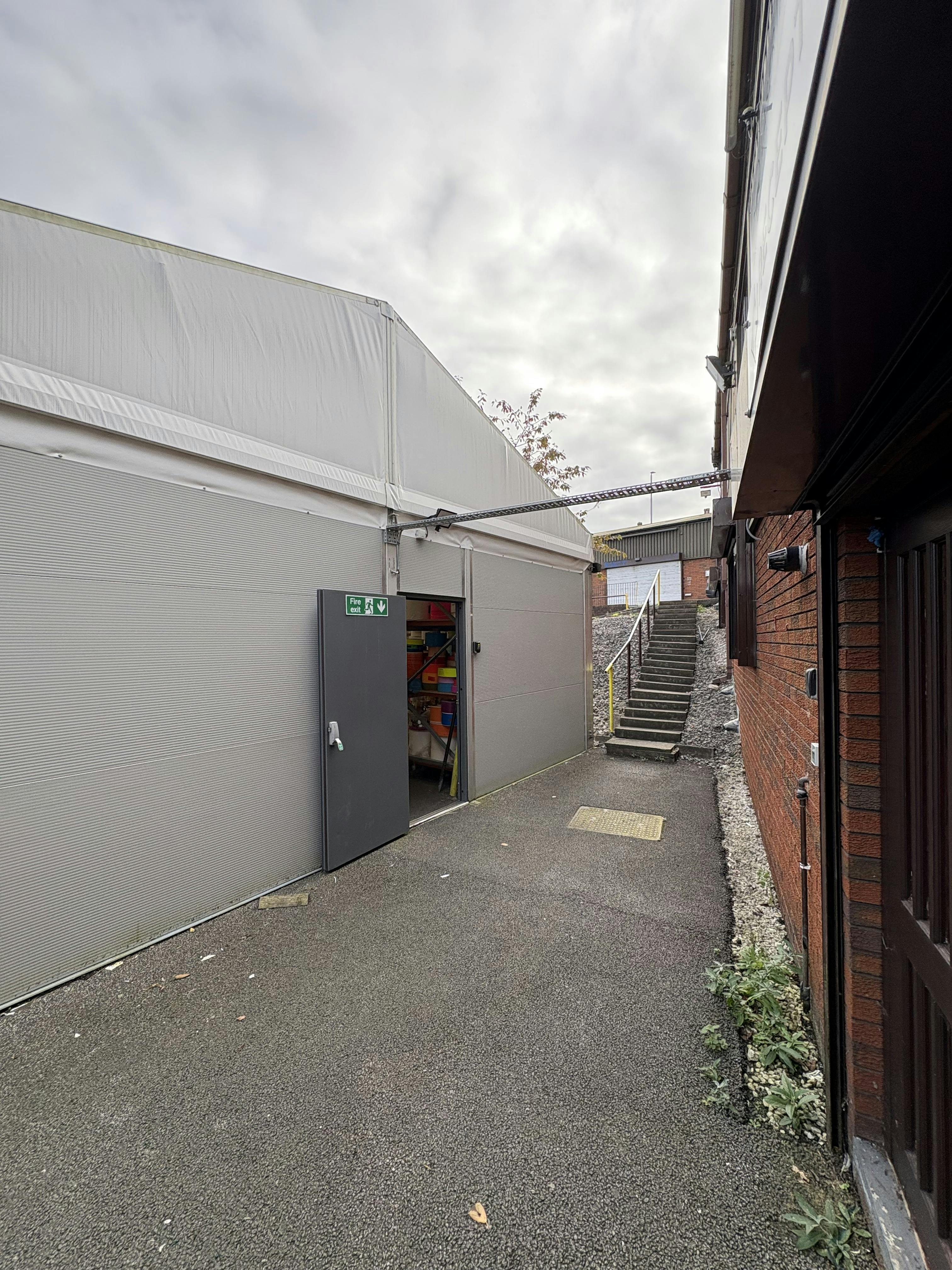 Unit 1, High Peak, Industrial / Offices To Let - IMG_0026.JPG