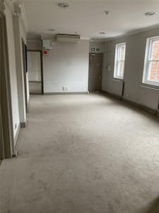 Old Bank House, 39a High St, High Wycombe, Office To Let - Photo 3
