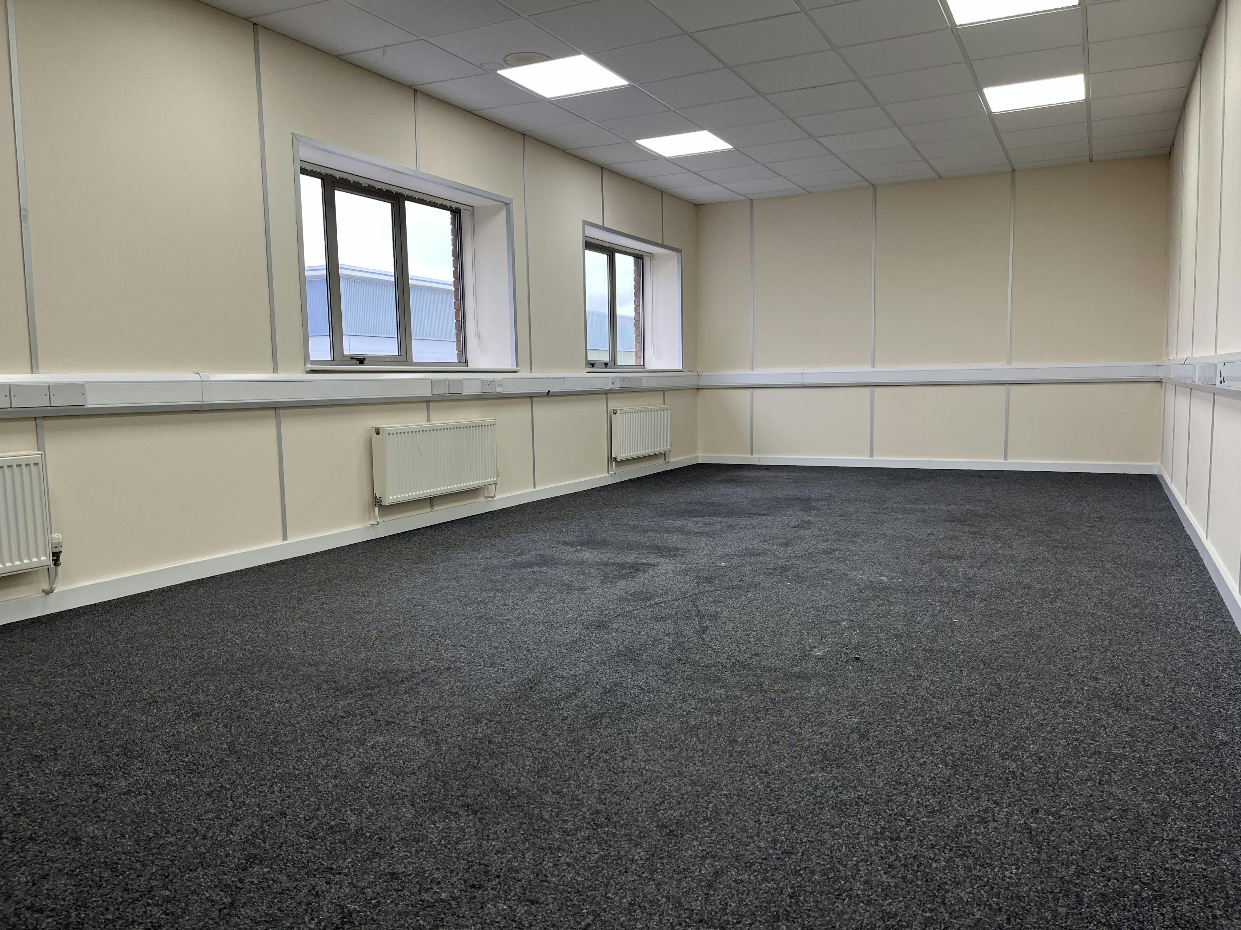 Lyme Green Business Park, Brunel Road, Macclesfield, Industrial Lease Assignment - IMG_5962.JPG