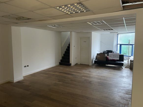 Unit 1, 178-179 Queens Road, Hastings, Retail To Let - IMG_1391.JPEG