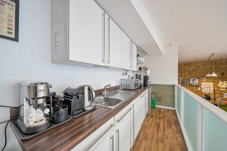 Unit F2, First Floor, 17 Willow Street, London, Office To Let - 13805342069295ee44c85eARW1.jpg