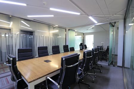 Premium Furnished Office Suites, Azaiba North, Muscat, Office To Let - office 4 (11).jpeg