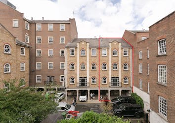 7 Bath Place, London, Offices For Sale - 7 Bath Place2.jpg - More details and enquiries about this property