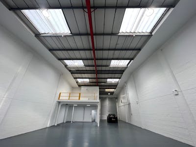 5 Gateway Industrial Estate, Hythe Road, London, Industrial To Let - Gateway 4.jpg