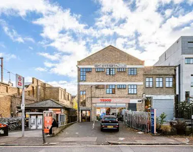 Lanzarote Works, Unit 22, London, Office To Let - images (2) (1) (002).png