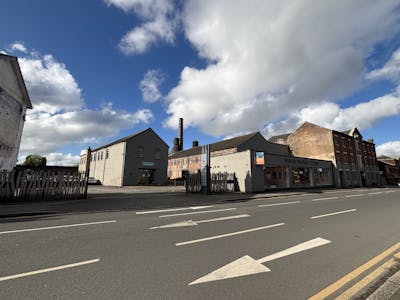 Unit 4 Phoenix Works, 500 King Street, Stoke-on-Trent, Retail To Let - Site entrance