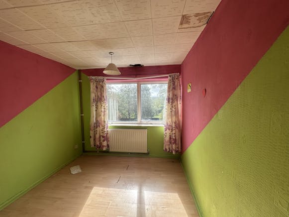 19 Middle Field, 19 Middle Field, Aylesbury, Investment / Residential / Retail For Sale - IMG_2828 2.jpeg