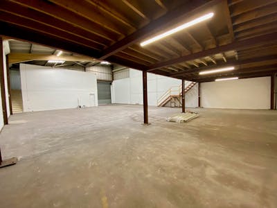 Unit 3, Senlan Industrial Estate, Cardiff, Industrial To Let - 3 Senlan 05.jpg