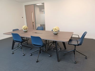 Ground Floor - Suite 11, Arena, Reading, Office To Let - Internal2.jpg