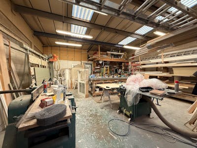 Unit 29 Summerstown, London, Industrial To Let - WhatsApp Image 2026-01-14 at 10.25.43 (3).jpeg