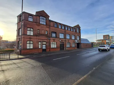 Ground Floor Units, 44 Littleton Street West, Walsall, Office / Retail To Let - 20241129_094309(0).jpg