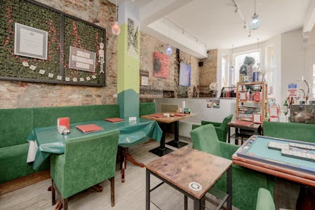 86 Kew Road, Richmond, E (Commercial / Business / Service) / Investment / Retail For Sale - gfbase86 kew rd3907.jpg
