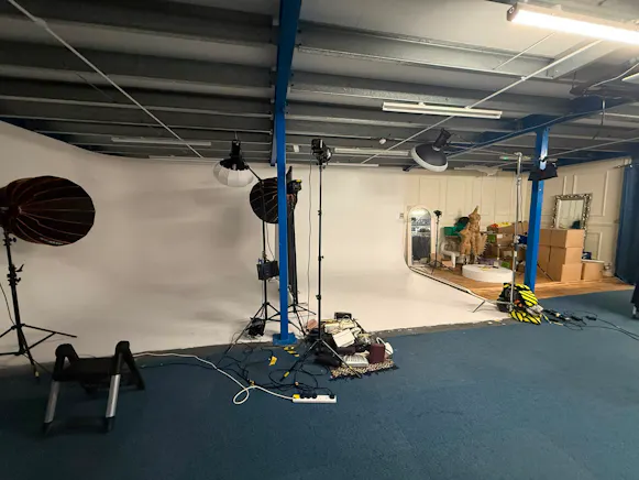 Unit 17, Newlands End, Basildon, Industrial To Let - WhatsApp Image 2026-08-27 at 1.22.02 PM (11).jpeg