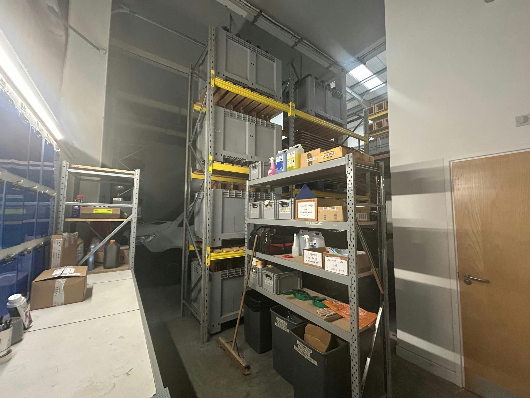 3 Ellesfield Trade Centre, Bracknell, Industrial To Let - 9.jpg