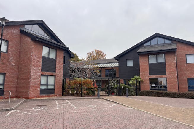 6 The Sanctuary, Ham Green, Office For Sale - IMG_9174.jpeg 6 The Sanctuary, Ham Green, Office For Sale - IMG_9174.jpeg