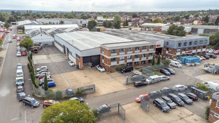 Unit 4, Brick Knoll Park, St Albans, Industrial/Logistics To Let - HLP_R_210913_5097.jpg