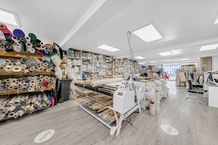 281 Ballards Lane, London, Retail To Let - DSC03446.jpg