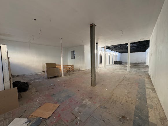 Substantial Retail Space For Lease, 21-25 Newmarket Street, Ayr To Let - tempImageWnLJnn.jpg