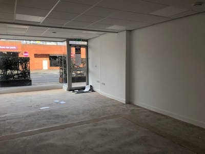 64-64a London Road, Southend-On-Sea, Residential Flat / Retail For Sale - picture 5.jpg