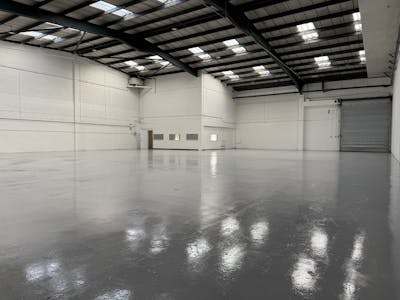 Unit 5 Saxon Way Trading Centre, Saxon Way, West Drayton, Industrial / Warehouse To Let - Indicative internal photo (Unit 6)