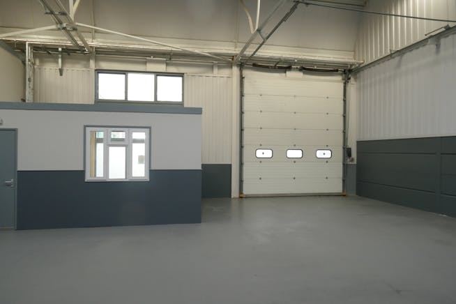 Unit 2, Harlow, Industrial To Let - P1060362.JPG
